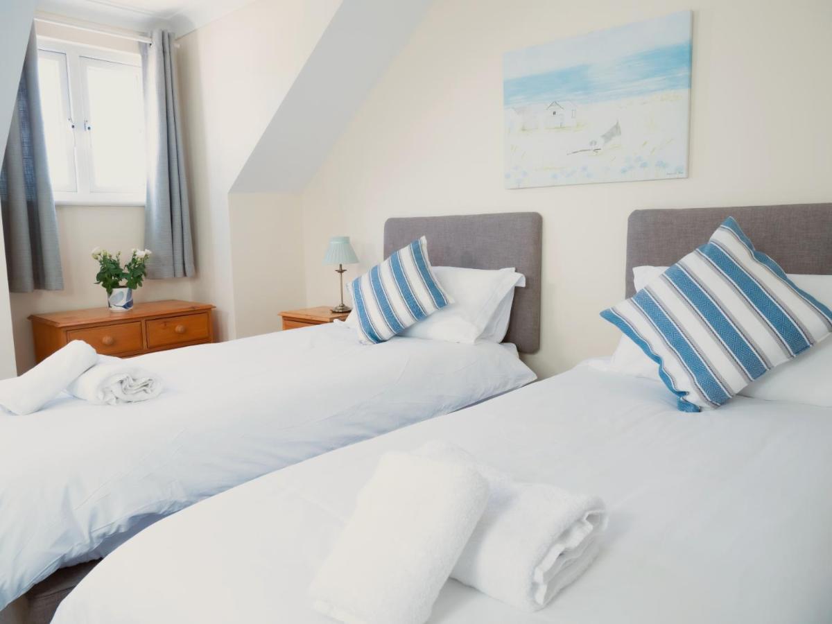Ellingham Self-Catering Cottages Saint Peter Port Exterior photo