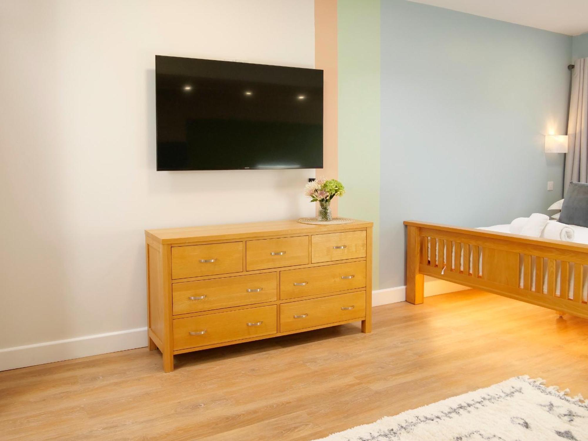 Ellingham Self-Catering Cottages Saint Peter Port Room photo